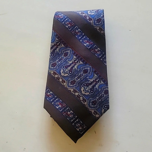 CHRISTIAN DIOR TIE 100% SILK‎ - Picture 1 of 2